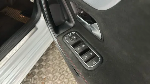 MERCEDES-BENZ A CLASS A250 AMG Line Premium Plus Auto