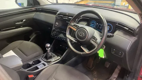 HYUNDAI TUCSON 1.6 TGDi SE Connect 2WD