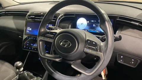 HYUNDAI TUCSON 1.6 TGDi SE Connect 2WD