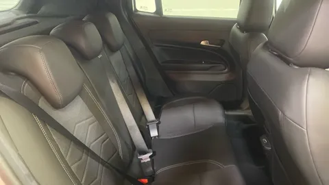 JEEP AVENGER 115kW Summit 54kWh Auto