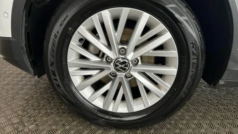 VOLKSWAGEN T-ROC 1.5 TSI Life