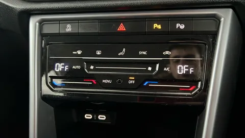 VOLKSWAGEN T-ROC 1.5 TSI Life