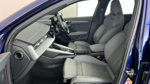 AUDI A3 40 TFSI e S Line S Tronic