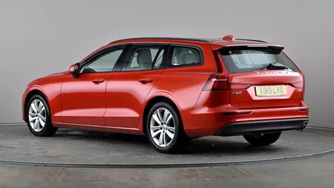 VOLVO V60 2.0 D3 Momentum Auto