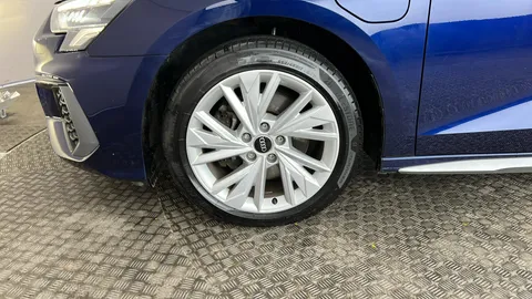 AUDI A3 40 TFSI e S Line S Tronic