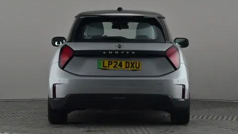 MINI COOPER 135kW E Classic [Level 1] 41kWh Auto