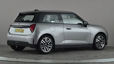 MINI COOPER 135kW E Classic [Level 1] 41kWh Auto