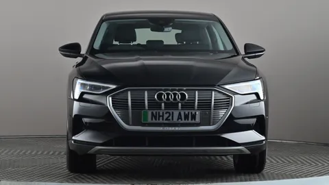 AUDI E-TRON 300kW 55 Quattro 95kWh Technik Auto