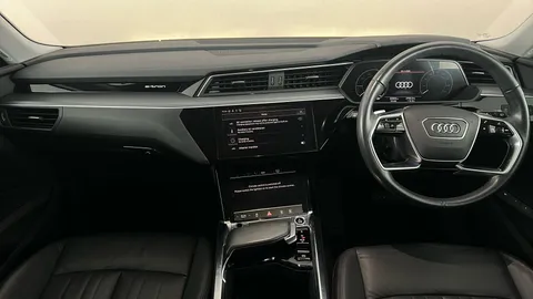 AUDI E-TRON 300kW 55 Quattro 95kWh Technik Auto