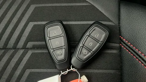 FORD PUMA 1.0 EcoBoost Hybrid mHEV ST-Line X DCT