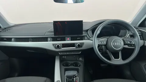 AUDI A4 35 TFSI Technik S Tronic