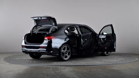 MERCEDES-BENZ A CLASS A180 AMG Line Executive Edition Auto