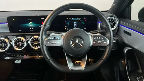 MERCEDES-BENZ A CLASS A180 AMG Line Executive Edition Auto