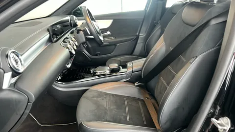 MERCEDES-BENZ A CLASS A180 AMG Line Executive Edition Auto