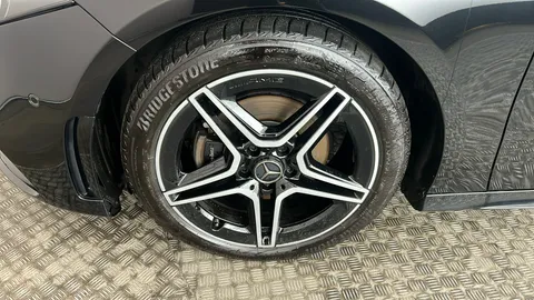 MERCEDES-BENZ A CLASS A180 AMG Line Executive Edition Auto
