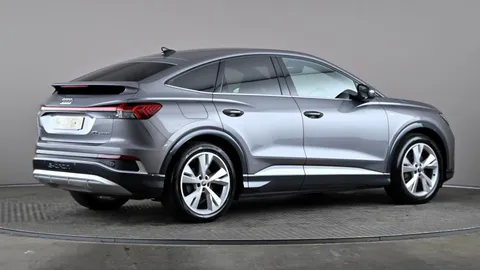 AUDI Q4 150kW 40 82kWh S Line Auto