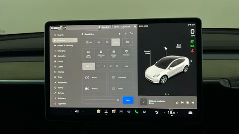 TESLA MODEL Y RWD Auto