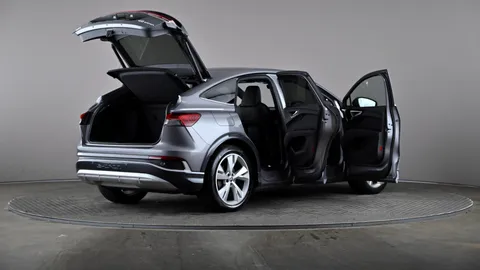 AUDI Q4 150kW 40 82kWh S Line Auto