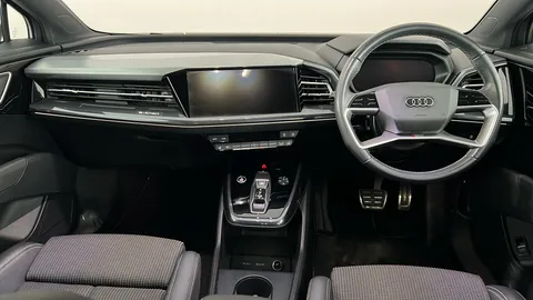 AUDI Q4 150kW 40 82kWh S Line Auto