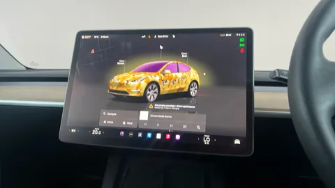 TESLA MODEL Y Long Range AWD Auto