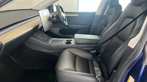 TESLA MODEL Y Long Range AWD Auto