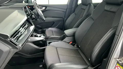 AUDI Q4 150kW 40 82kWh S Line Auto