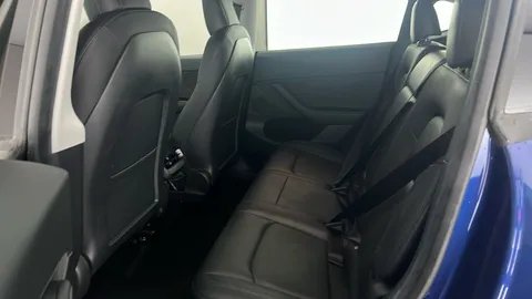 TESLA MODEL Y Long Range AWD Auto