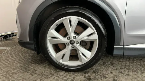 AUDI Q4 150kW 40 82kWh S Line Auto