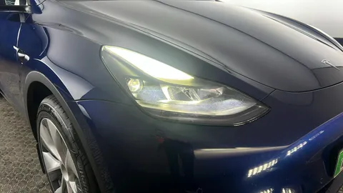 TESLA MODEL Y Long Range AWD Auto