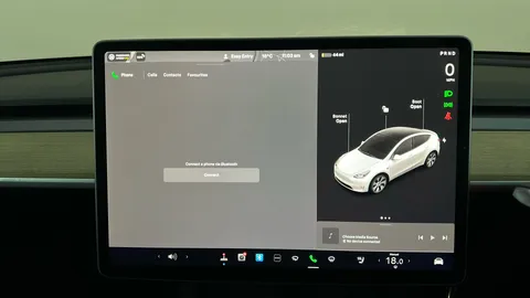 TESLA MODEL Y RWD Auto