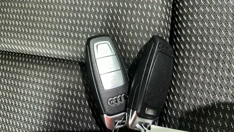 AUDI Q4 150kW 40 82kWh S Line Auto