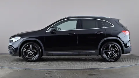 MERCEDES-BENZ GLA GLA 220d 4Matic AMG Line Executive Auto