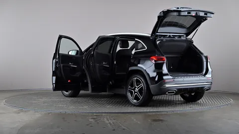 MERCEDES-BENZ GLA GLA 220d 4Matic AMG Line Executive Auto