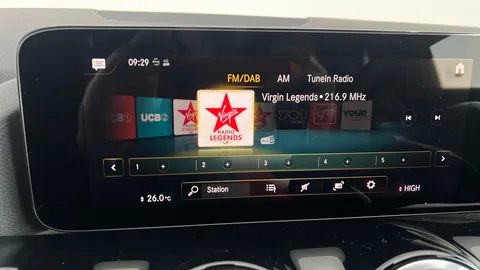 MERCEDES-BENZ GLA GLA 220d 4Matic AMG Line Executive Auto