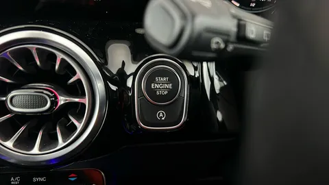 MERCEDES-BENZ GLA GLA 220d 4Matic AMG Line Executive Auto