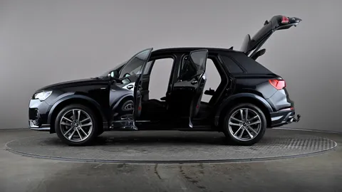 AUDI Q3 40 TFSI Quattro Black Edition S Tronic [C+S]