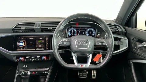 AUDI Q3 40 TFSI Quattro Black Edition S Tronic [C+S]