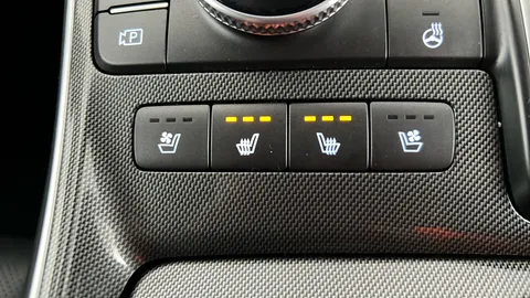 HYUNDAI SANTA FE 1.6 TGDi Hybrid Ultimate 4WD Auto