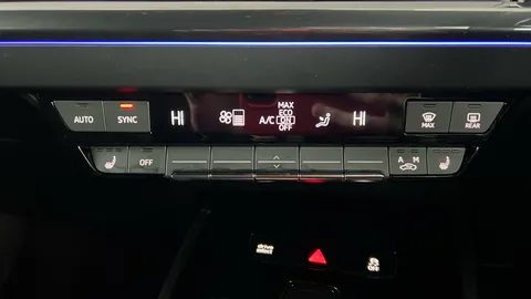 AUDI Q4 220kW 50 Quattro 82kWh S Line Auto