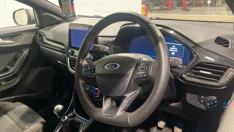 Ford Puma 1.0 EcoBoost Hybrid mHEV ST-Line