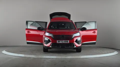 PEUGEOT 2008 1.2 PureTech 130 Allure