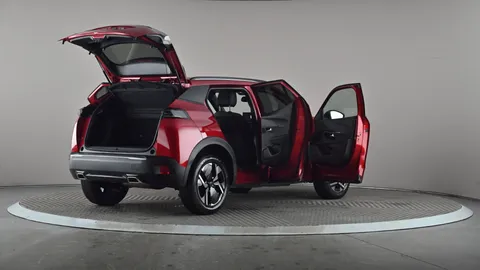 PEUGEOT 2008 1.2 PureTech 130 Allure