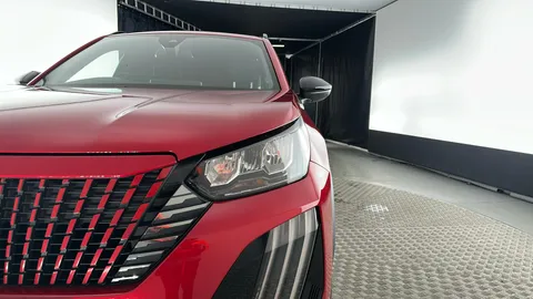 PEUGEOT 2008 1.2 PureTech 130 Allure