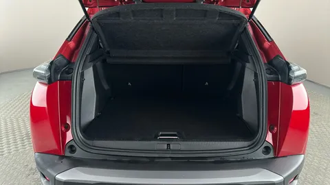 PEUGEOT 2008 1.2 PureTech 130 Allure