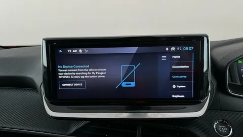 PEUGEOT 2008 1.2 PureTech 130 Allure