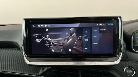 PEUGEOT 2008 1.2 PureTech 130 Allure