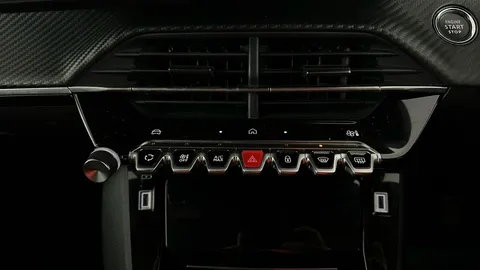 PEUGEOT 2008 1.2 PureTech 130 Allure