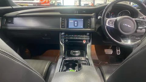 JAGUAR XF 2.0i [300] R-Sport Auto AWD