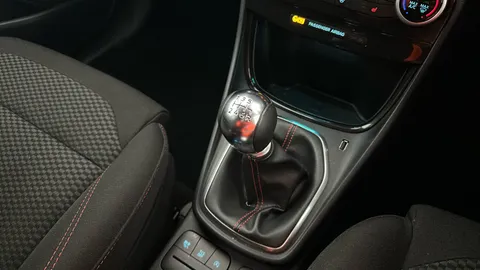 FORD PUMA 1.0 EcoBoost Hybrid mHEV ST-Line