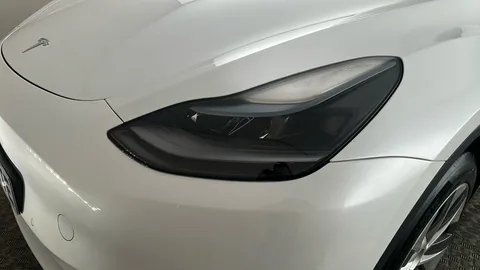 Tesla                     Model Y Long Range AWD Auto